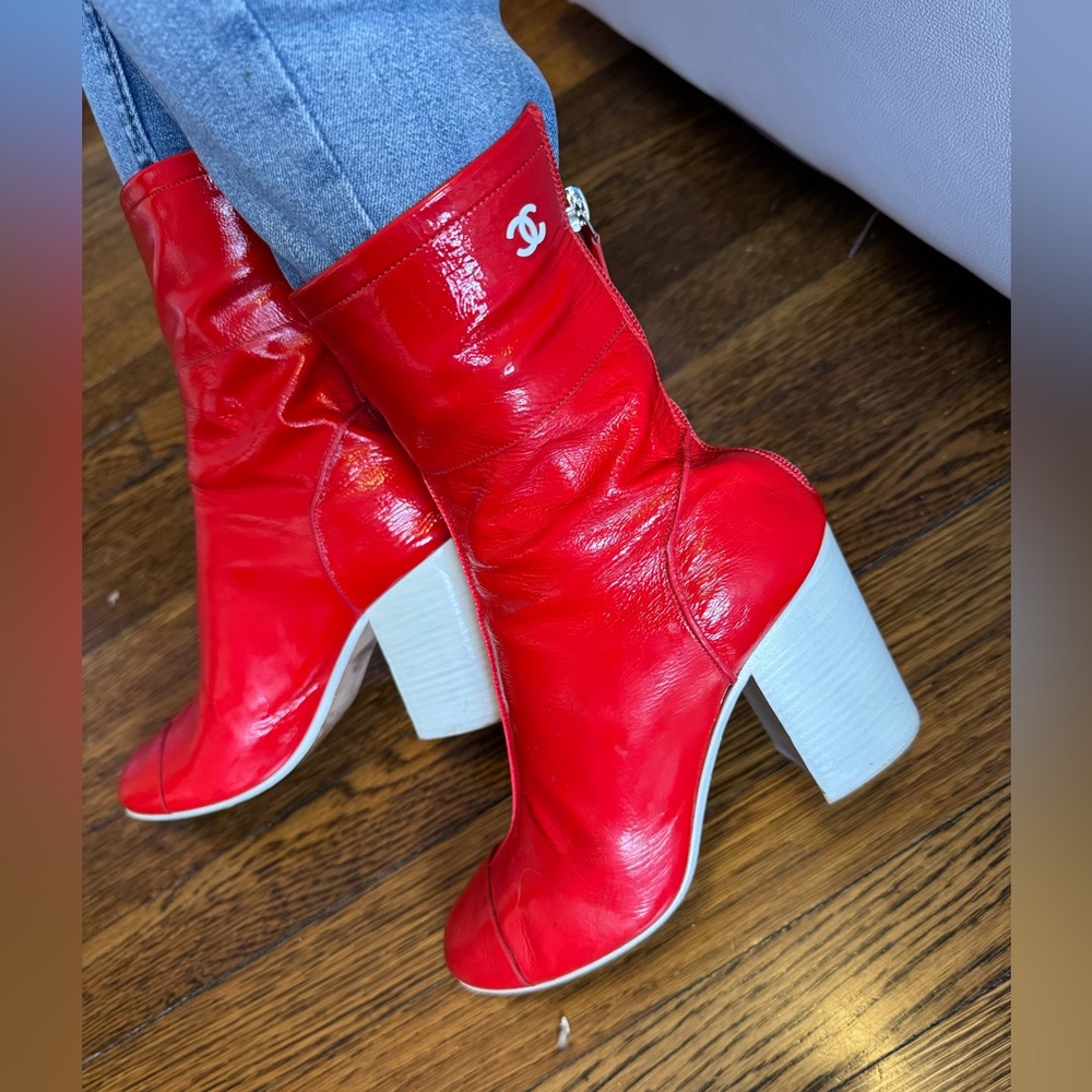 Chanel red patent leather interlocking CC logo boots